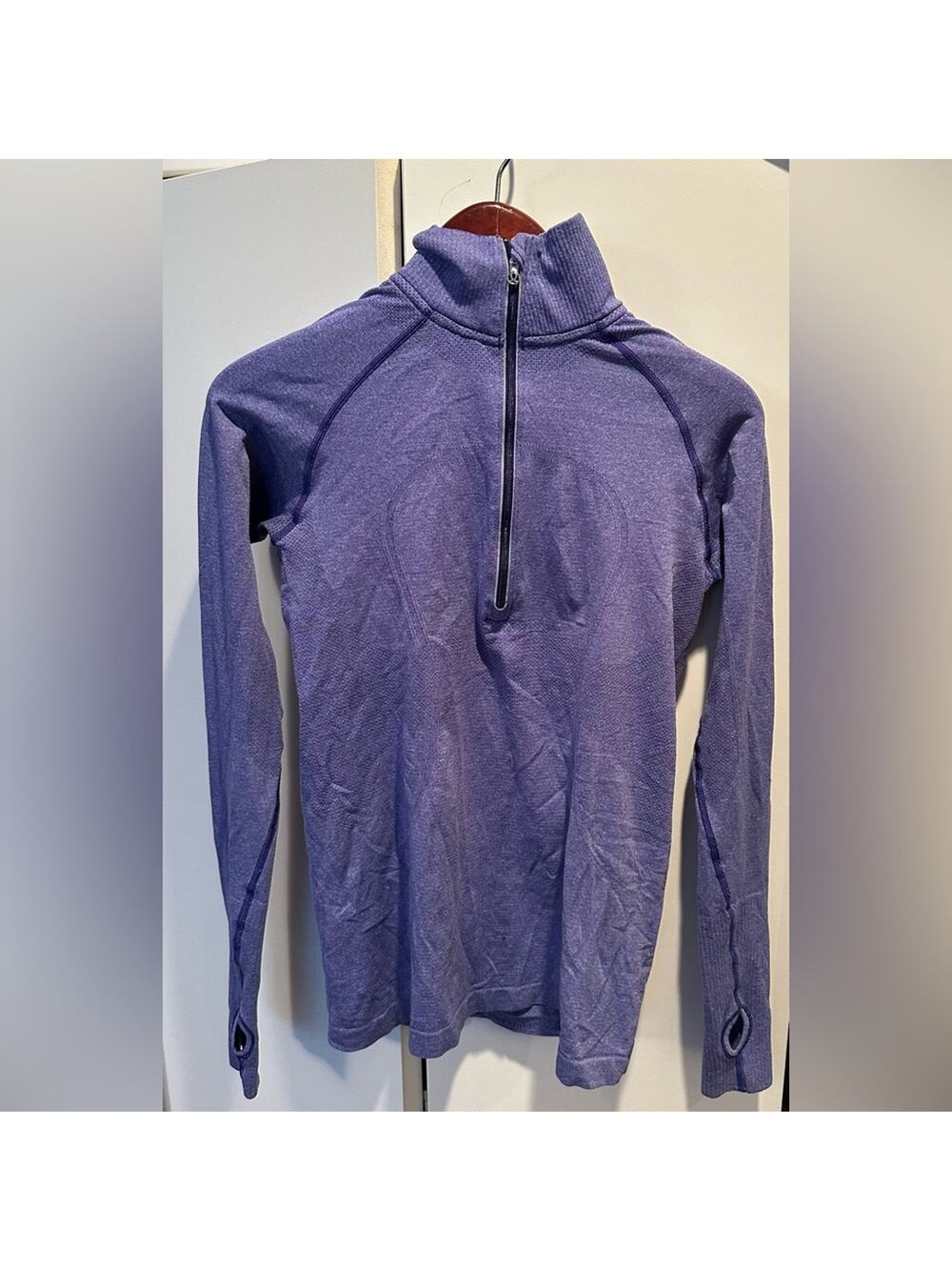 Lululemon athletica purple women’s 8 running long sleeve shirt, 1/4 zip